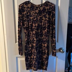 Mini dress nude with blue details